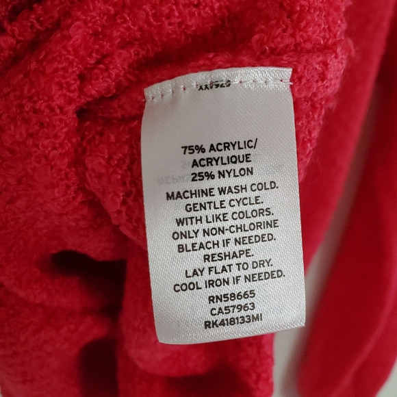 NEW Abound Watermelon Pink Plunging V-neck Sweater - Picture 4 of 5